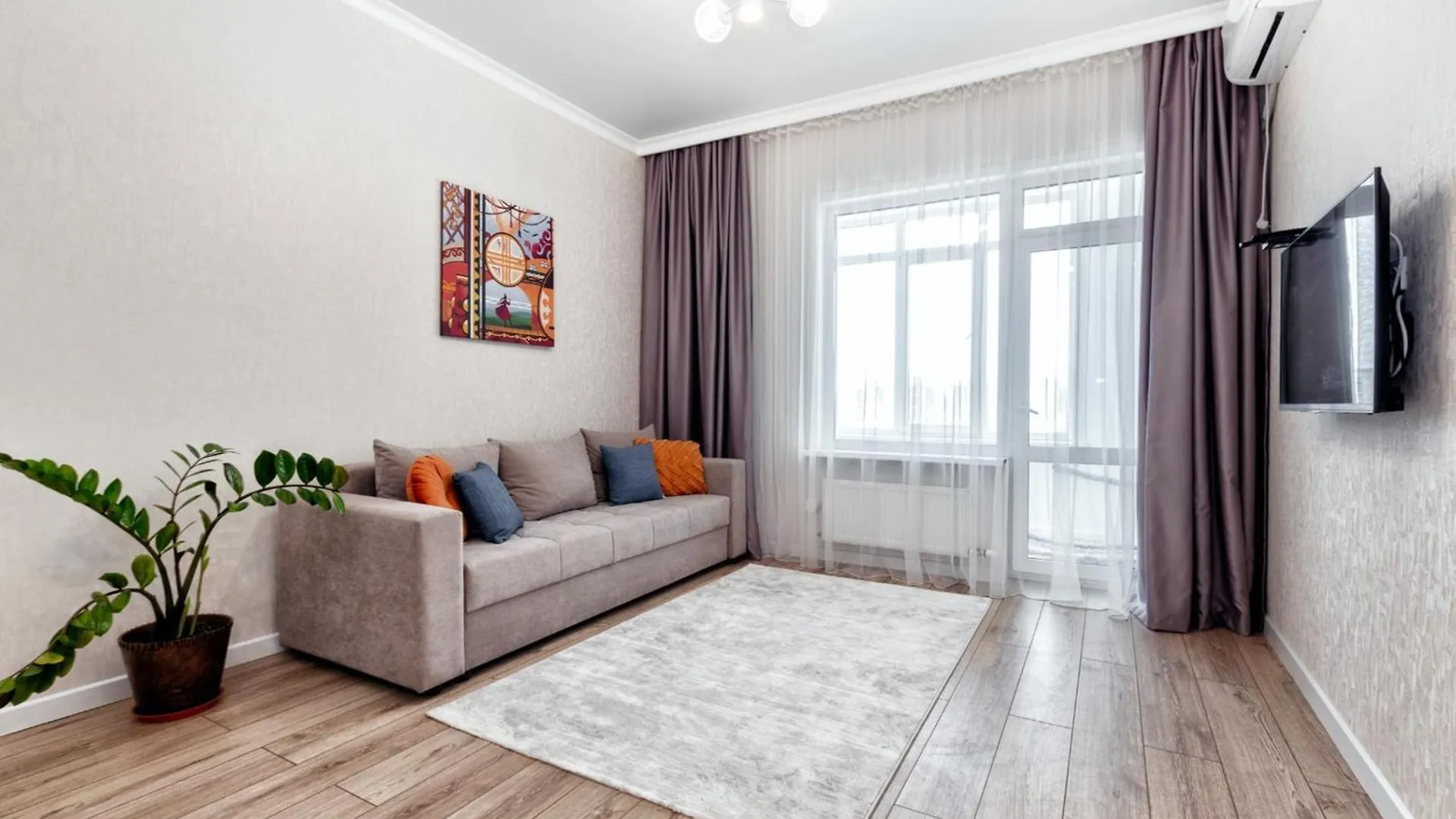 Apartment Светлая Уютная Квартира В Самом Центре Г Астана Kazakhstan